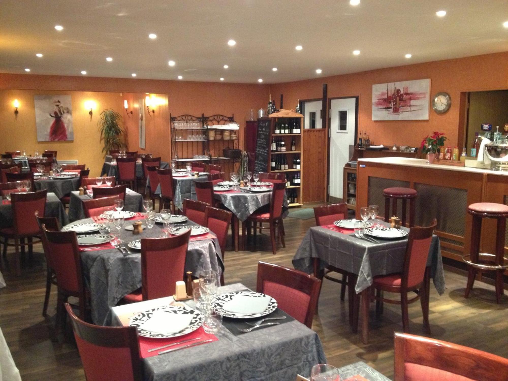 Hôtel Le Forestia Pannes  Extérieur photo